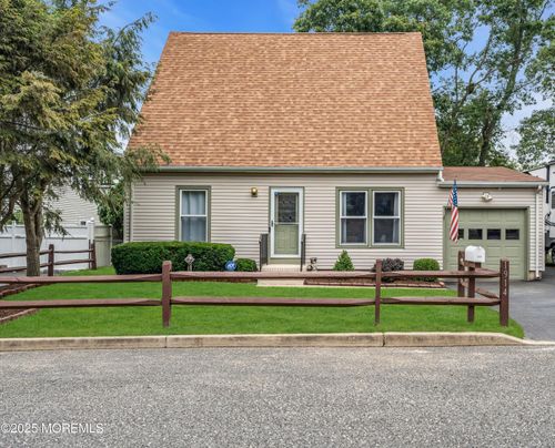 1914 Oak Dale Road, Toms River, NJ, 08753 | Card Image