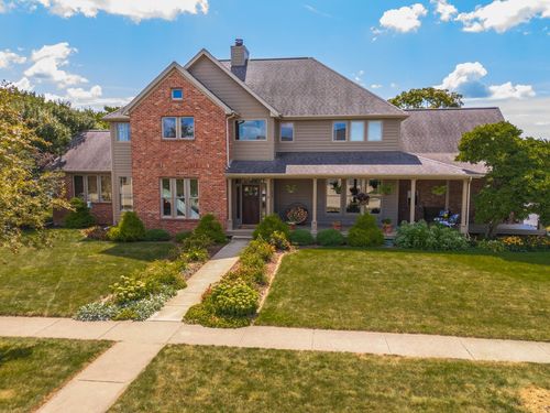 31 Hodgehaven Cir, Bloomington, IL, 61704-1507 | Card Image