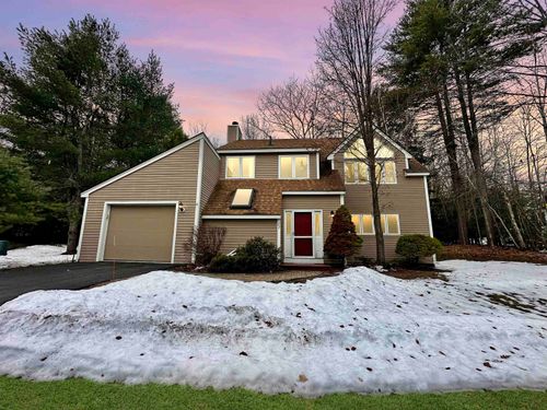 27 Alpine Cir, Laconia, NH, 03246-4093 | Card Image