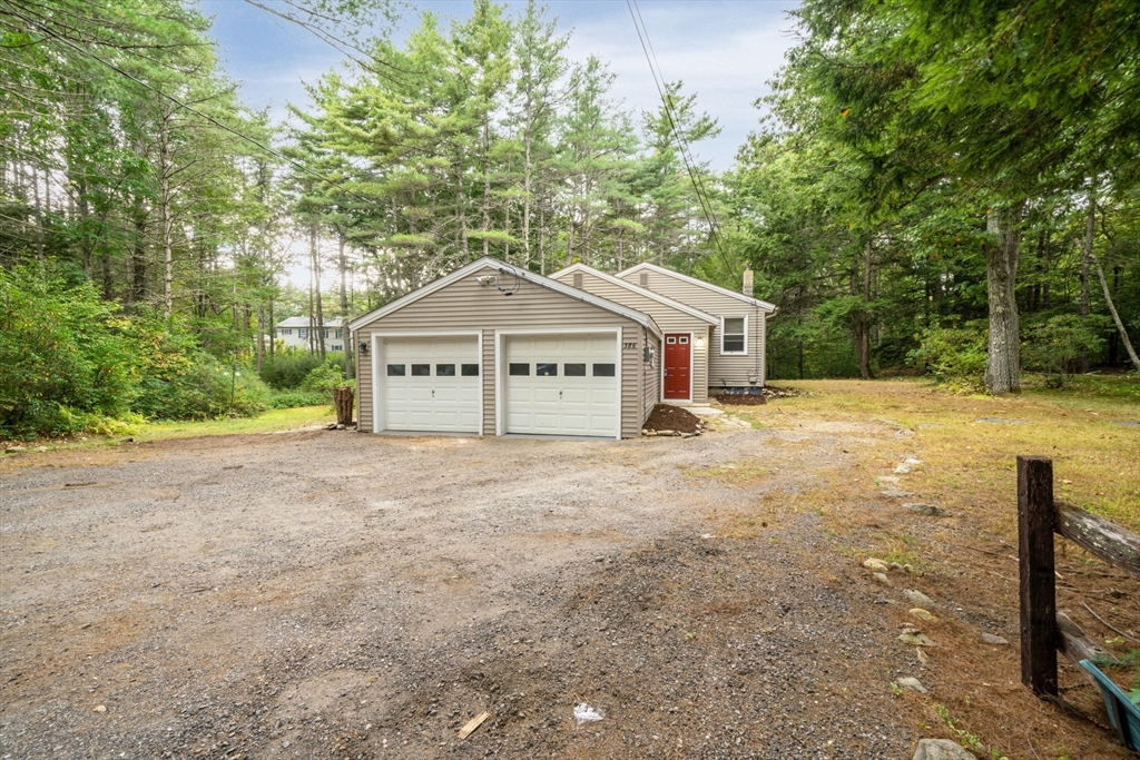 Otter River Rd, Templeton, MA 01468