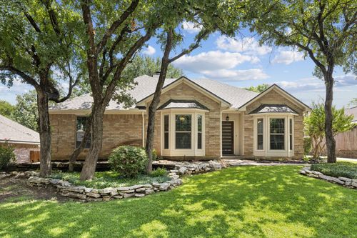 6700 Canalview Dr, Arlington, TX, 76016-2517 | Card Image