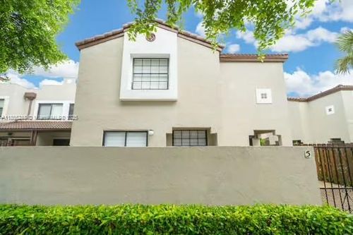 apt-5-10425 Sw 154th Ct, Miami, FL, 33196-2747 | Card Image