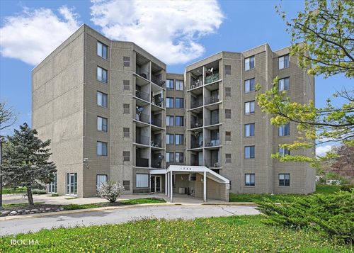 501-1750 N Marywood Ave, Aurora, IL, 60505-1565 | Card Image