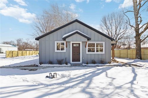 805 S West End St, Springdale, AR, 72764-5221 | Card Image