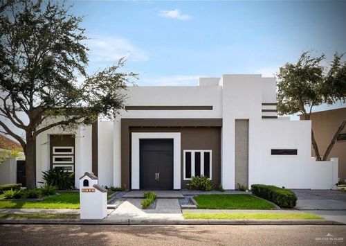 4605 Vermont Ave, McAllen, TX, 78503-7320 | Card Image