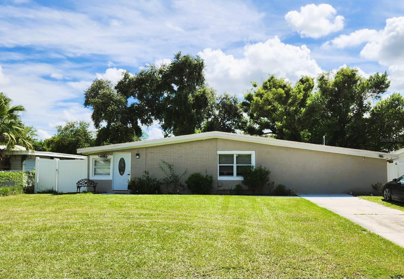 Linda Ct, Tampa, FL 33604