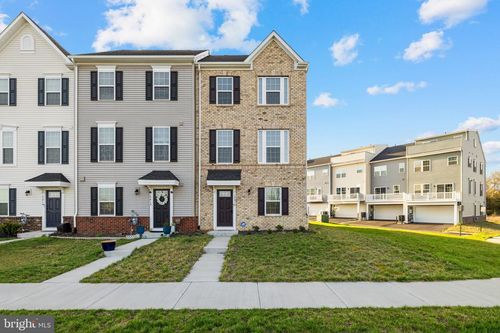 19410 Paiute Ter, LEESBURG, VA, 20175-5466 | Card Image