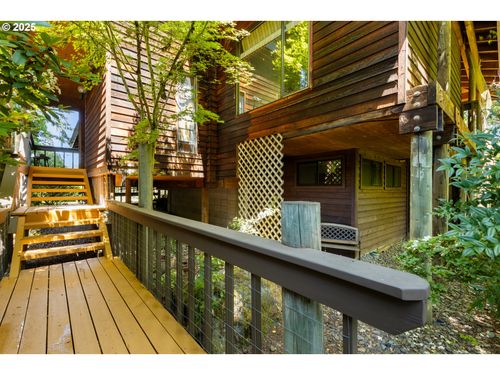 1346 Fisher Rd, Roseburg, OR, 97471-8207 | Card Image