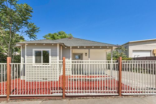 4901 Parker Ave, Sacramento, CA, 95820-4018 | Card Image