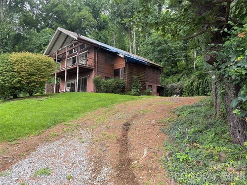 4897 Nc-226, Spruce Pine, NC, 28777 | Card Image