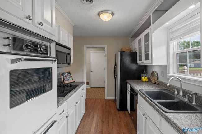 702 Royce Cir Se, House other with 4 bedrooms, 2 bathrooms and null parking in Huntsville AL | Image 8