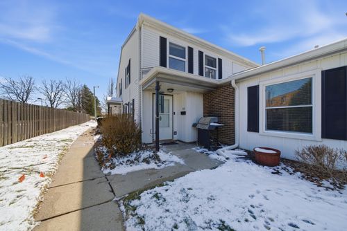805-805 Wellington Ave, Elk Grove Village, IL, 60007-3303 | Card Image