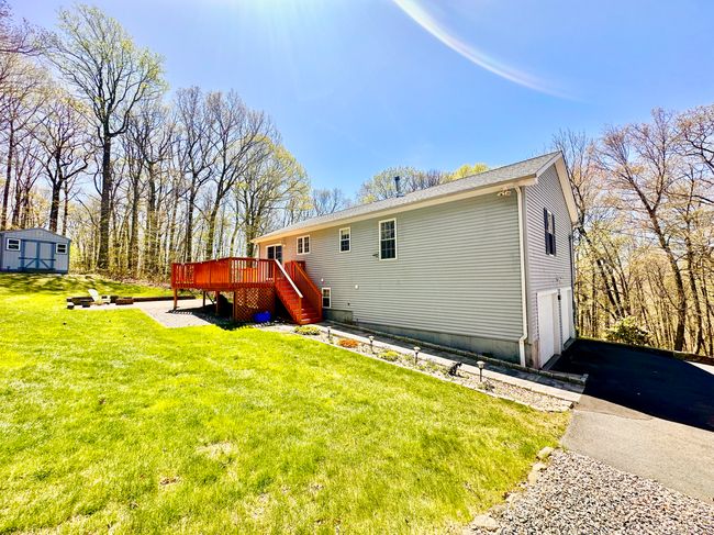 27 Fieldstone Ter, House other with 3 bedrooms, 2 bathrooms and null parking in Naugatuck CT | Image 26