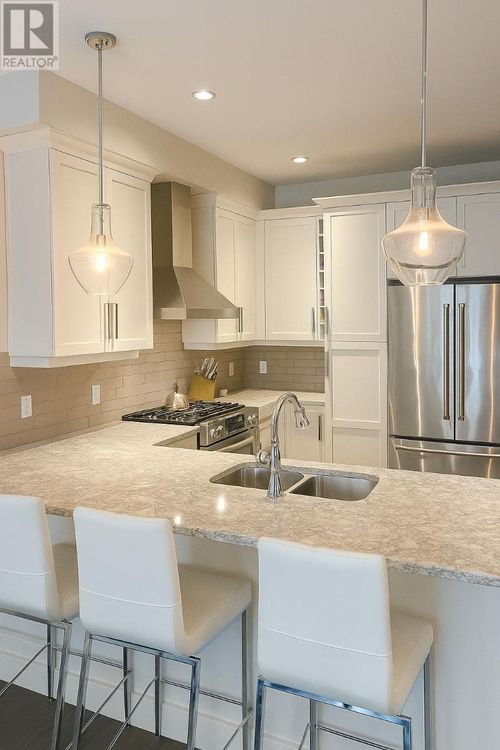 2-644 Lequime Rd, Kelowna, BC, V1W1A4 | Card Image