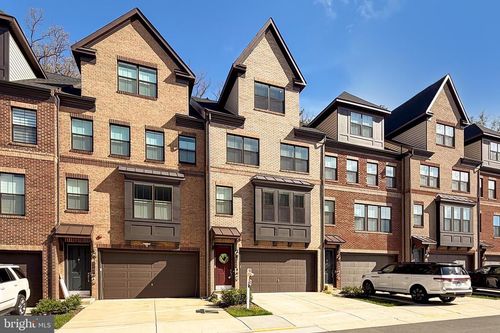 3795 Rainier Dr, FAIRFAX, VA, 22033-2983 | Card Image