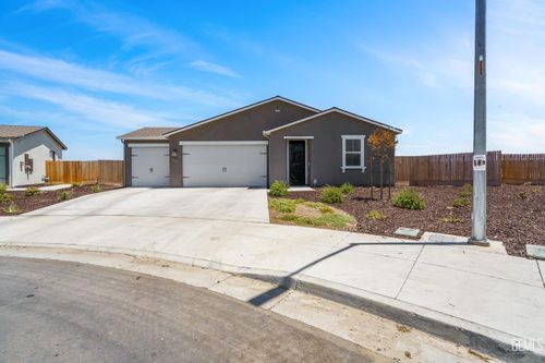 14300 Shady Tree Ct, Bakersfield, CA, 93314-4407 | Card Image