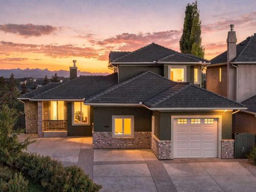 65 Aspen Ridge Cres Sw, Calgary, AB, T3H5J8 | Card Image
