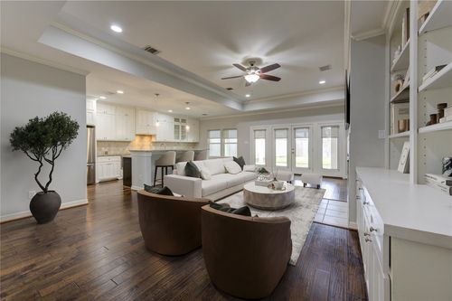 1713 Reverse St, Houston, TX, 77055-5313 | Card Image