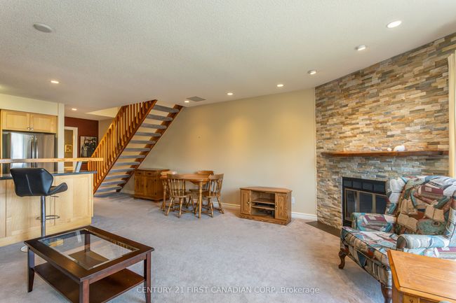 20 - 40 Ontario St S, Condo with 2 bedrooms, 2 bathrooms and 1 parking in Grand Bend ON | Image 20