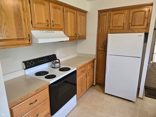 13126 Imlay City Rd, Emmett, MI, 48022-2205 | Card Image