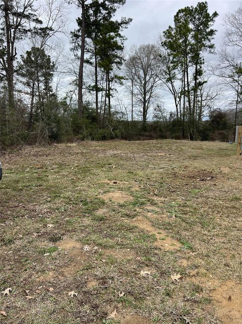 400 Cloverdale, Livingston, TX, 77351 | Card Image