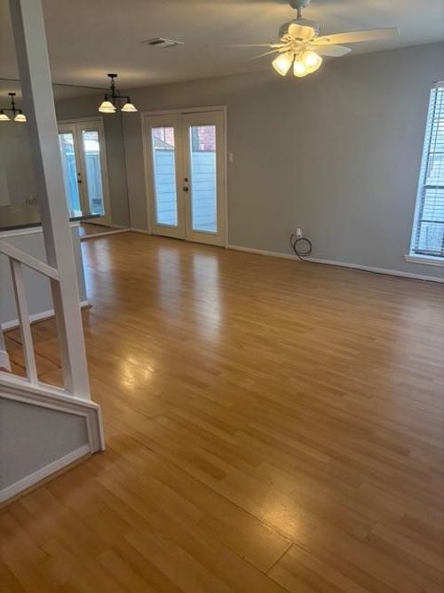 apt-22-2211 S Kirkwood Rd, Houston, TX, 77077-6135 | Card Image