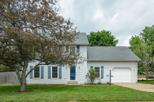 496 Scarborough Dr, Versailles, KY, 40383-9545 | Card Image
