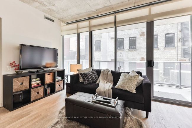207 - 650 King St W, Condo with 1 bedrooms, 1 bathrooms and null parking in Toronto ON | Image 9