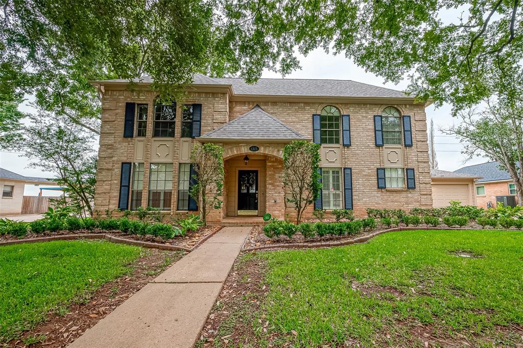 Bittersweet Dr, Richmond, TX 77406