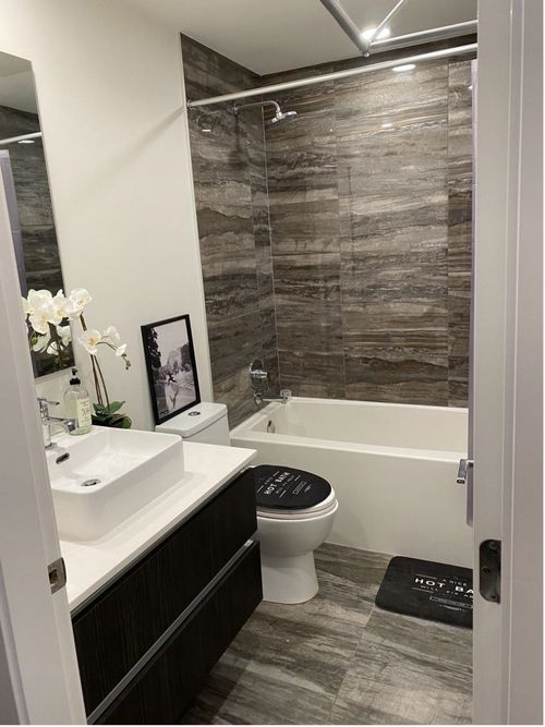 1888 Gilmore Avenue, Burnaby, BC, V5C4T4 | Card Image