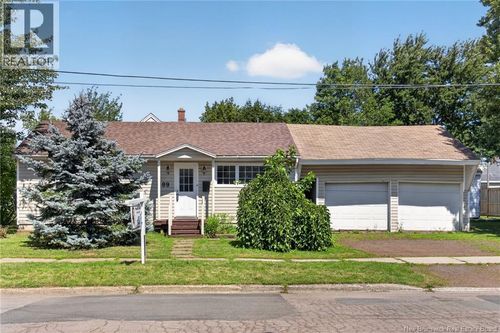 89 Douglas Ave, Moncton, NB, E1E2G1 | Card Image
