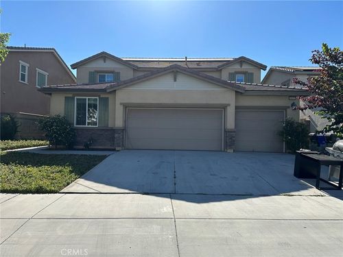 6852 Ripple Ct, Jurupa Valley, CA, 91752-2749 | Card Image