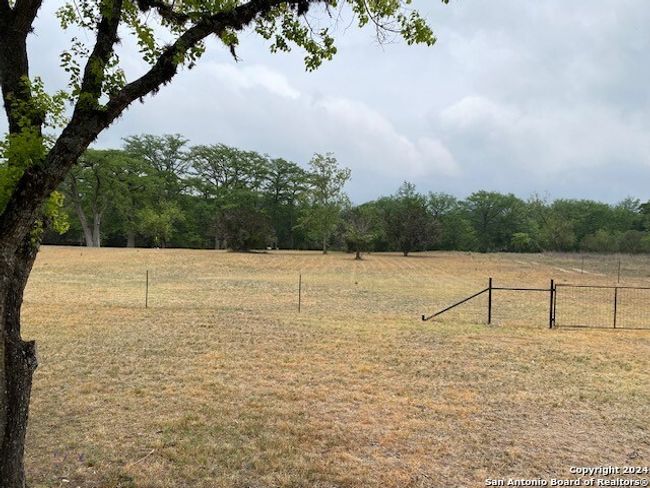 24 Weston Rd, House other with 1 bedrooms, 1 bathrooms and null parking in Leakey TX | Image 22