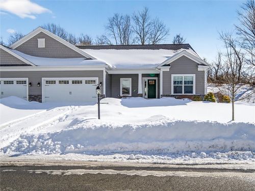 3 Longtrail Ln, Henrietta, NY, 14467-8977 | Card Image