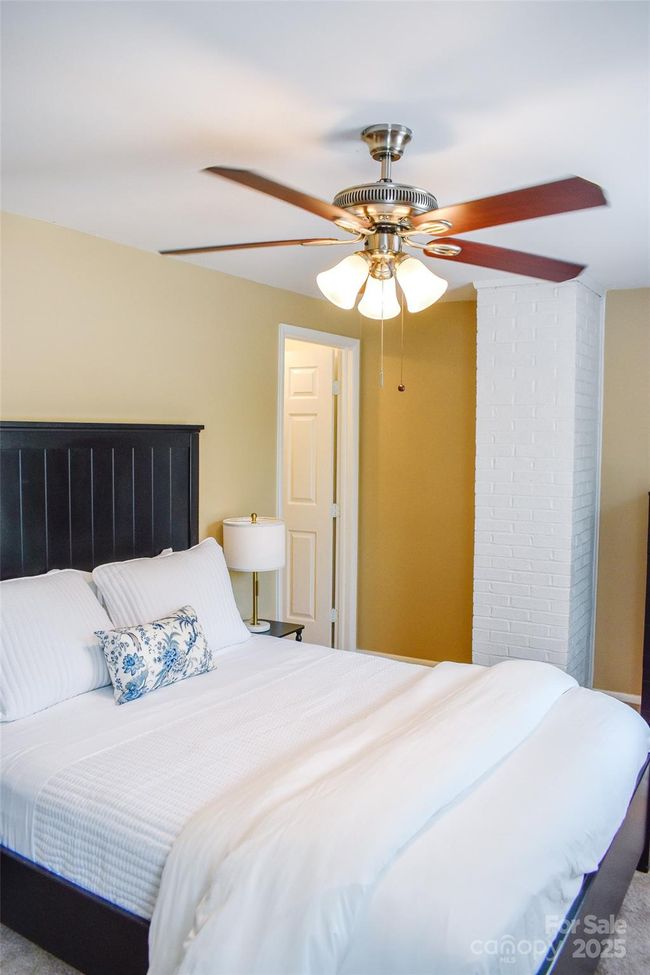 7526 Holly Grove Ct, Townhouse with 3 bedrooms, 2 bathrooms and null parking in Charlotte NC | Image 16