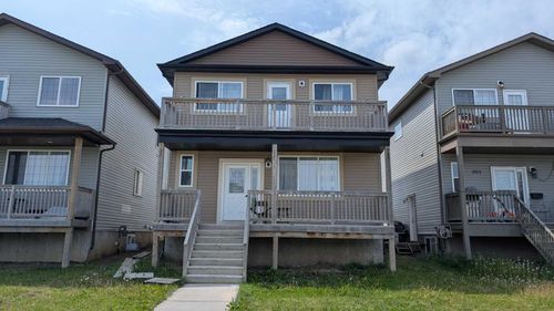 7013 50 Ave, Camrose, AB, T4V5E8 | Card Image