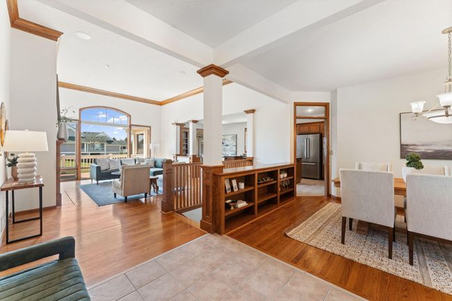 9946 Wellington Ln, Townhouse with 4 bedrooms, 3 bathrooms and null parking in Woodbury MN | Image 9