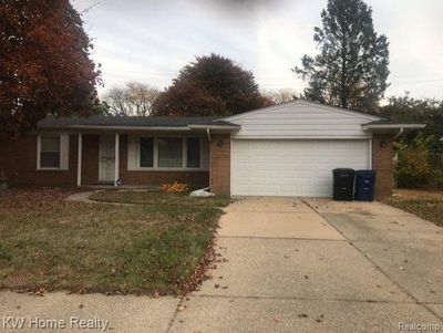 9090 Hazelton, House other with 3 bedrooms, 2 bathrooms and null parking in Redford Twp MI | Image 1