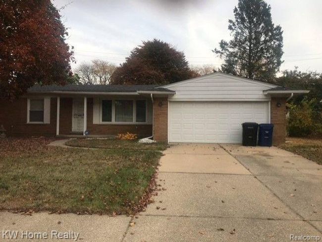9090 Hazelton, House other with 3 bedrooms, 2 bathrooms and null parking in Redford Twp MI | Image 1