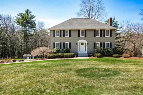 5 Nutfield Dr, Londonderry, NH, 03053-2656 | Card Image
