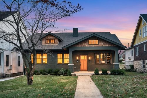 929 Bradford Ave, Nashville, TN, 37204-2406 | Card Image