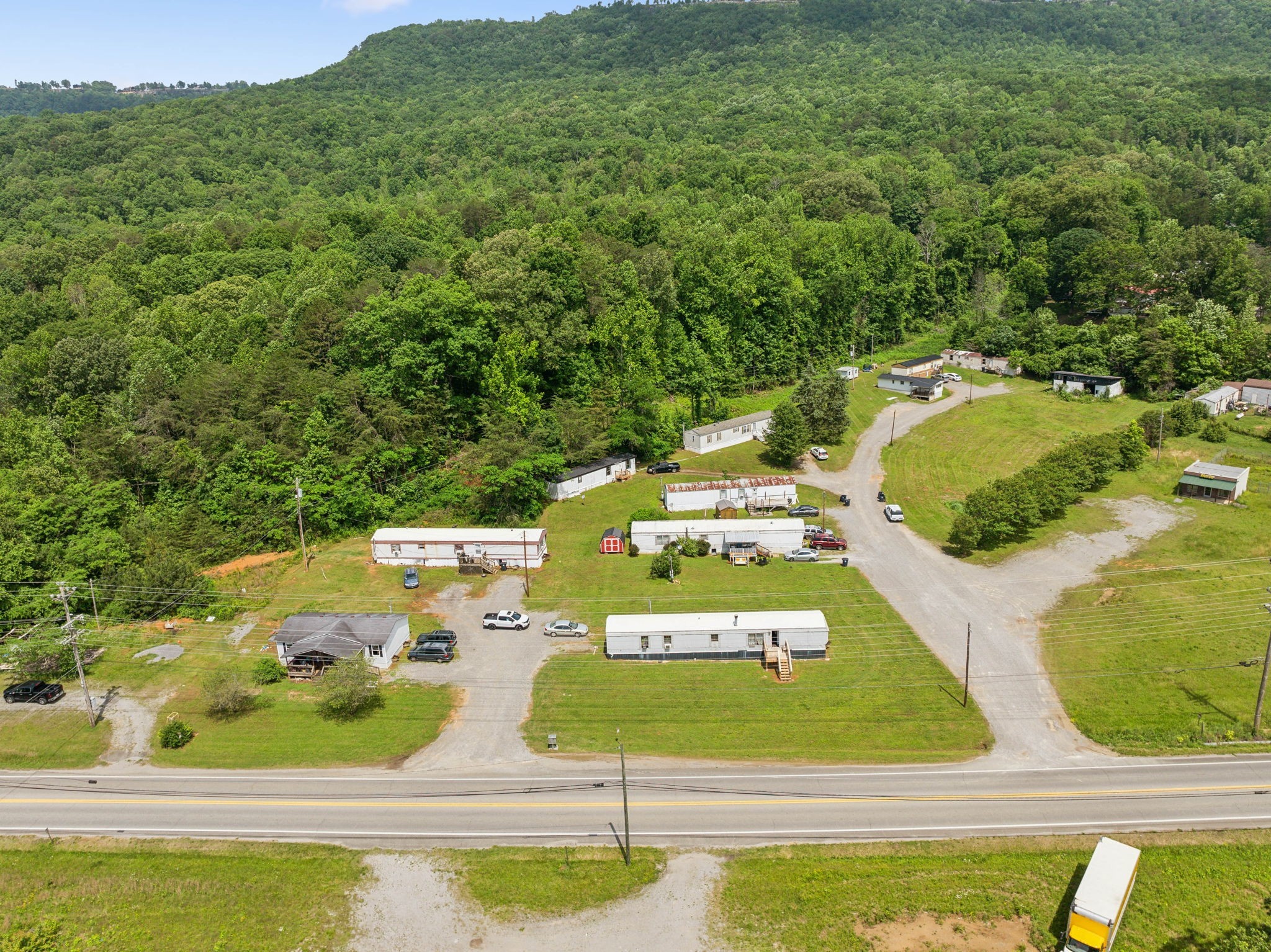 Commercial Sale in Jasper 3