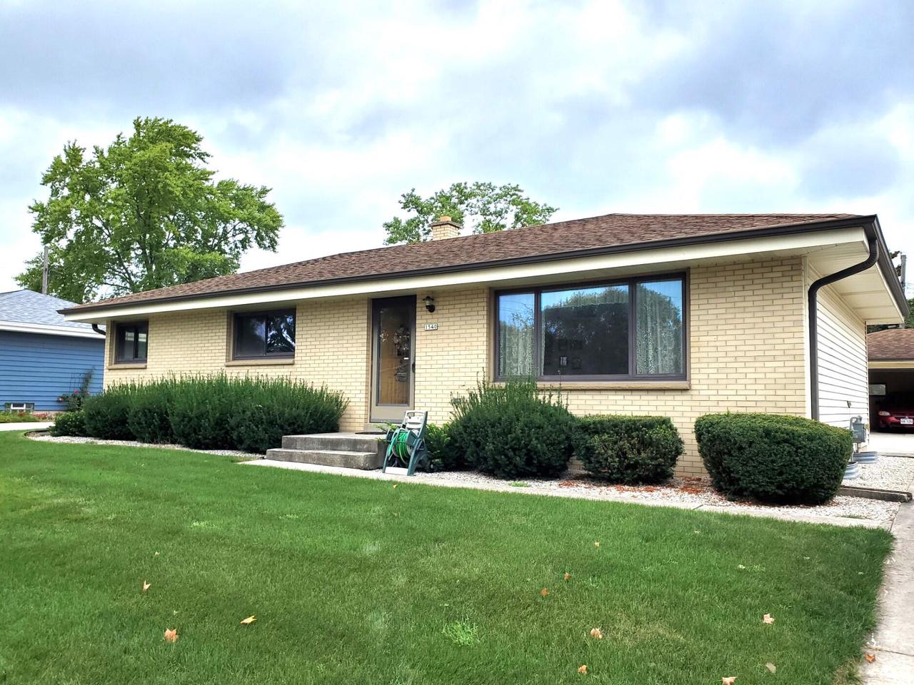 Parknoll Ln, Port Washington, WI 53074