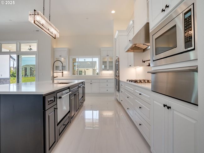 2110 Sw Homer Ross Loop, House other with 4 bedrooms, 4 bathrooms and 3 parking in McMinnville OR | Image 10
