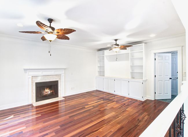 Living Room | Image 19