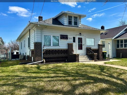 706 S Irene St, Sioux City, IA, 51106-1127 | Card Image