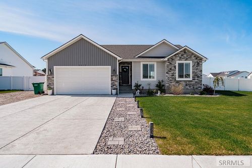 4412 Zona Cir, Idaho Falls, ID, 83401-1671 | Card Image