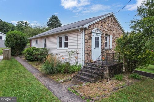 100 Braddock Rd, FROSTBURG, MD, 21532-2304 | Card Image