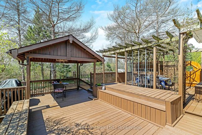 6024 Fourth Line, House other with 5 bedrooms, 3 bathrooms and 10 parking in Orton ON | Image 40