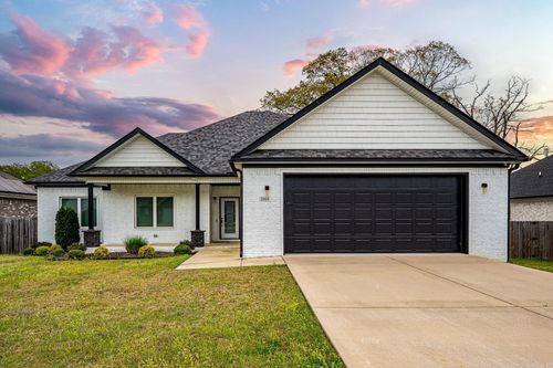 2919 Johnswood Village Dr, Bryant, AR, 72022-2762 | Card Image